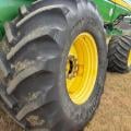 JD S690i HillMaster- 2339 & 3153 hours