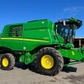 JD T660i Hillmaster - Only 686 & 1023 hours