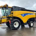 NH CX 8040 - Only 1357 & 1587 hours - SOLD