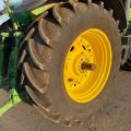 JD 8220 - Only 5189 Hours