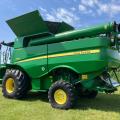 JD S680i HillMaster - 1876 & 2636 Hours