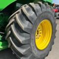 JD S690i 4wd HillMaster - 2445 & 2965 hrs.