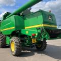 JD T560 - 2005 & 3059 hrs