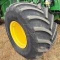 JD S690i HillMaster- 2339 & 3153 hours