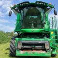 JD S680i HillMaster - 1876 & 2636 Hours