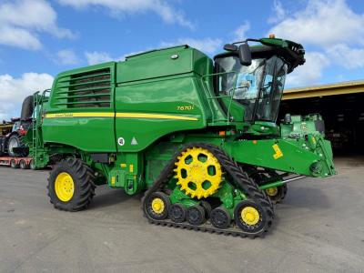 JD T670i TT - Only 312 & 421 Hours!