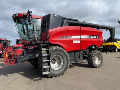 Case AFX 8010 Combine - 2602 & 3310 hours