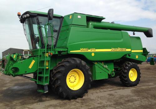 JD 9580i combine