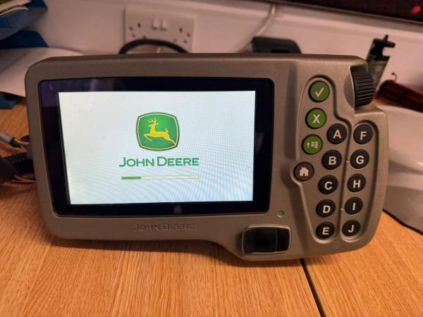 JD 1800 display cw SF2 Auto Trac Activation.