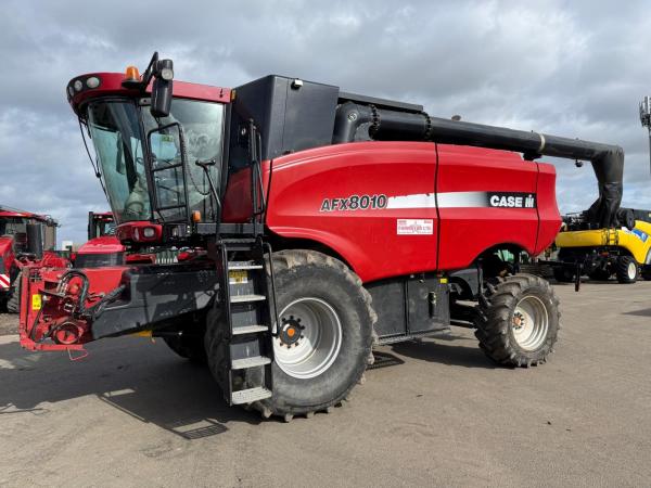 Case AFX 8010 Combine - 2602 & 3310 hours