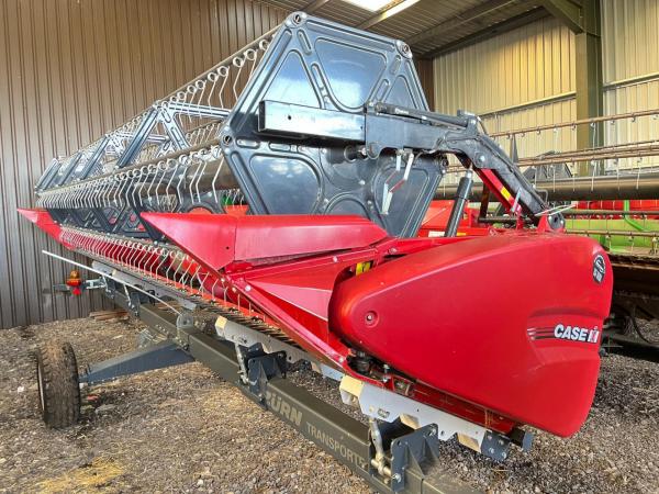 Case Ex Demo 3050 22ft vari feed header + Trolley