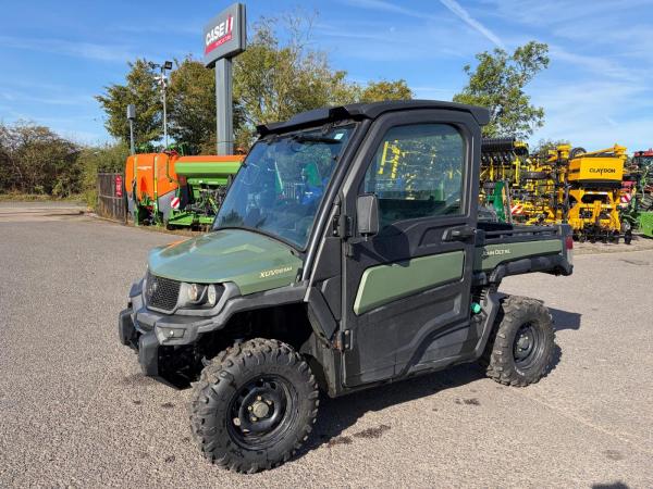 JD 865M XUV Gator